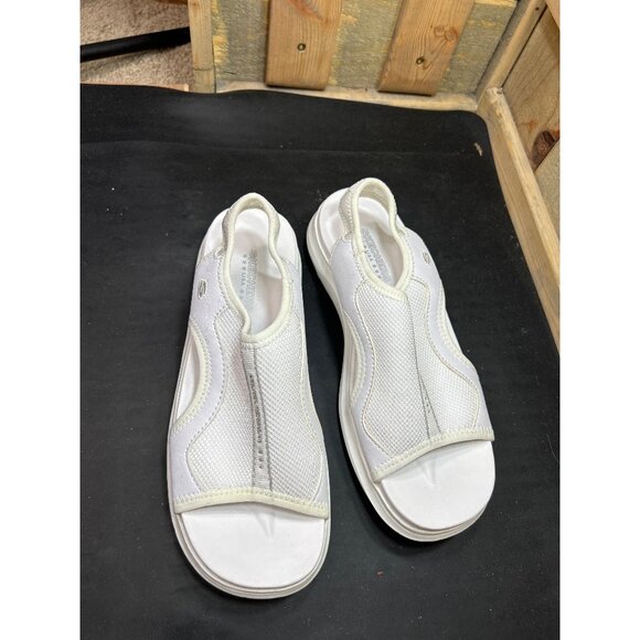 NWOB Skechers Womens Size 9 White Open-Toe Slingback Sport Sandals - Picture 3 of 10